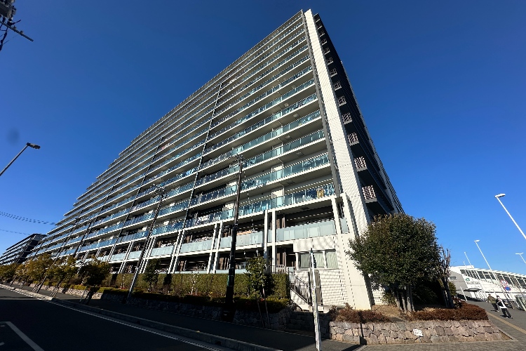 グランセンス吉川美南ステーションコートの外観